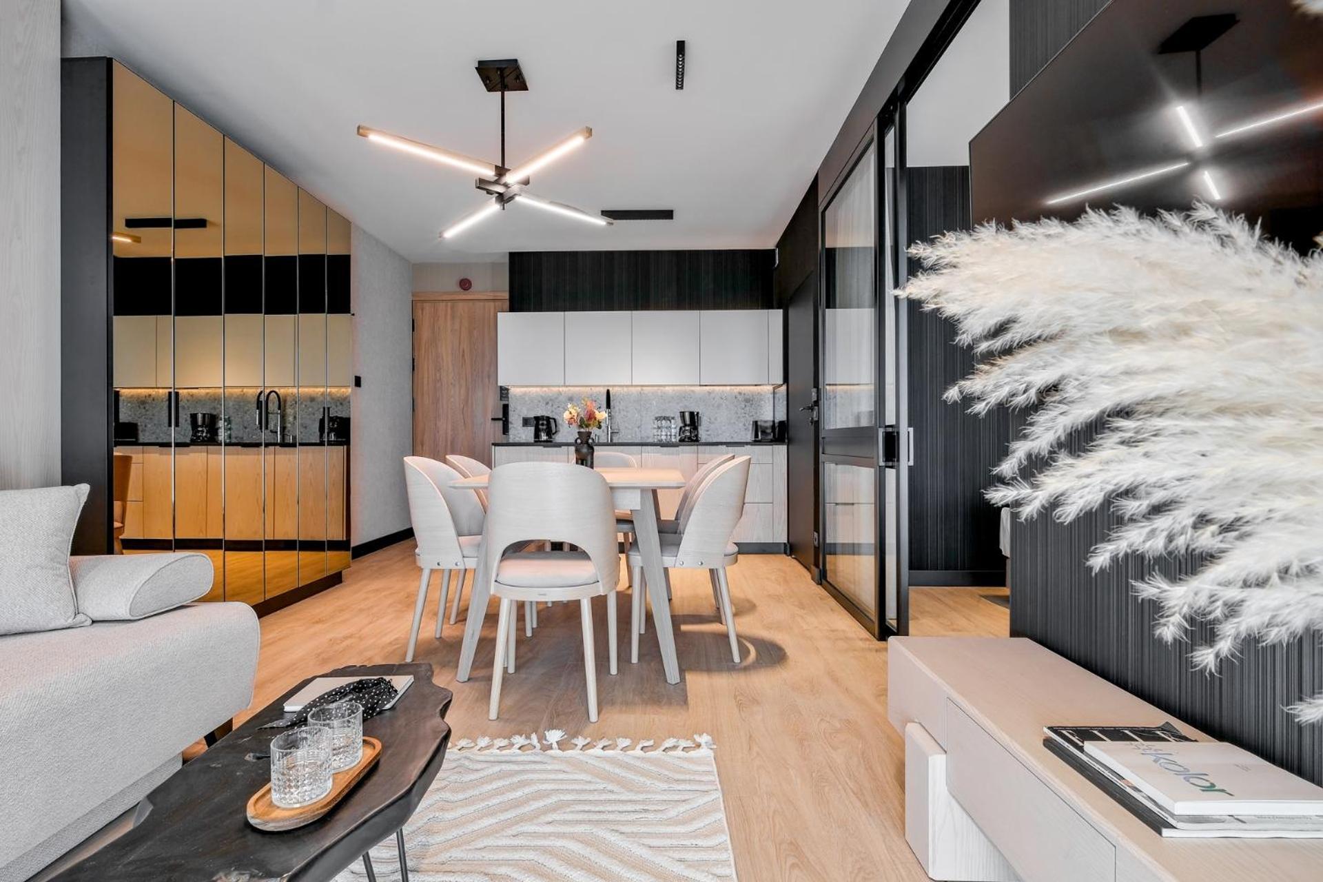 Rezydencja Sloneczna - Spa & Apartamenty Z Widokiem - ביאלקה טטרנסקה מראה חיצוני תמונה